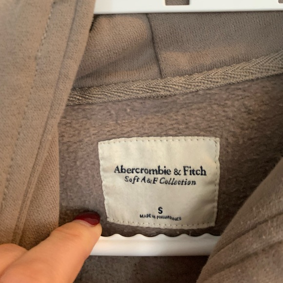 Abercrombie sweatshirt - Picture 2 of 5